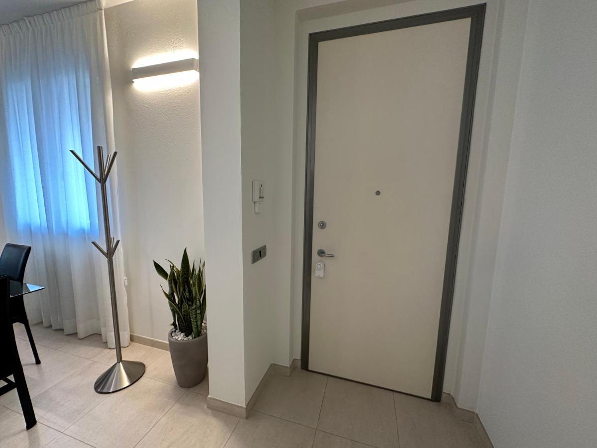 Casavale Elegante Residenza 108 Mq Max 7 Persone Lägenhet Piacenza Exteriör bild