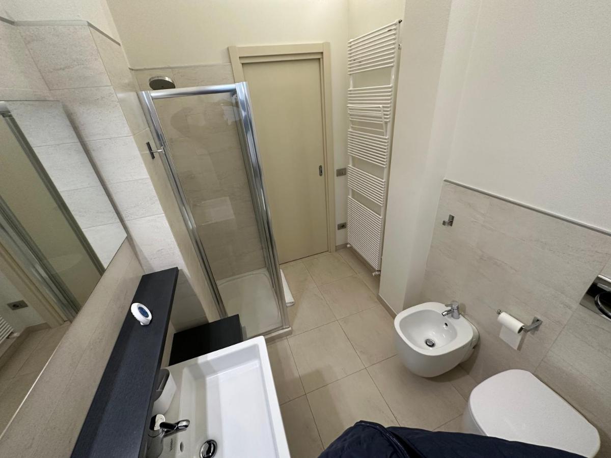 Casavale Elegante Residenza 108 Mq Max 7 Persone Lägenhet Piacenza Exteriör bild
