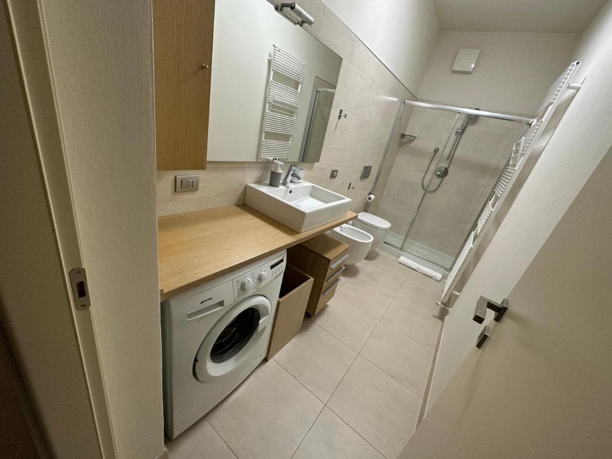 Casavale Elegante Residenza 108 Mq Max 7 Persone Lägenhet Piacenza Exteriör bild