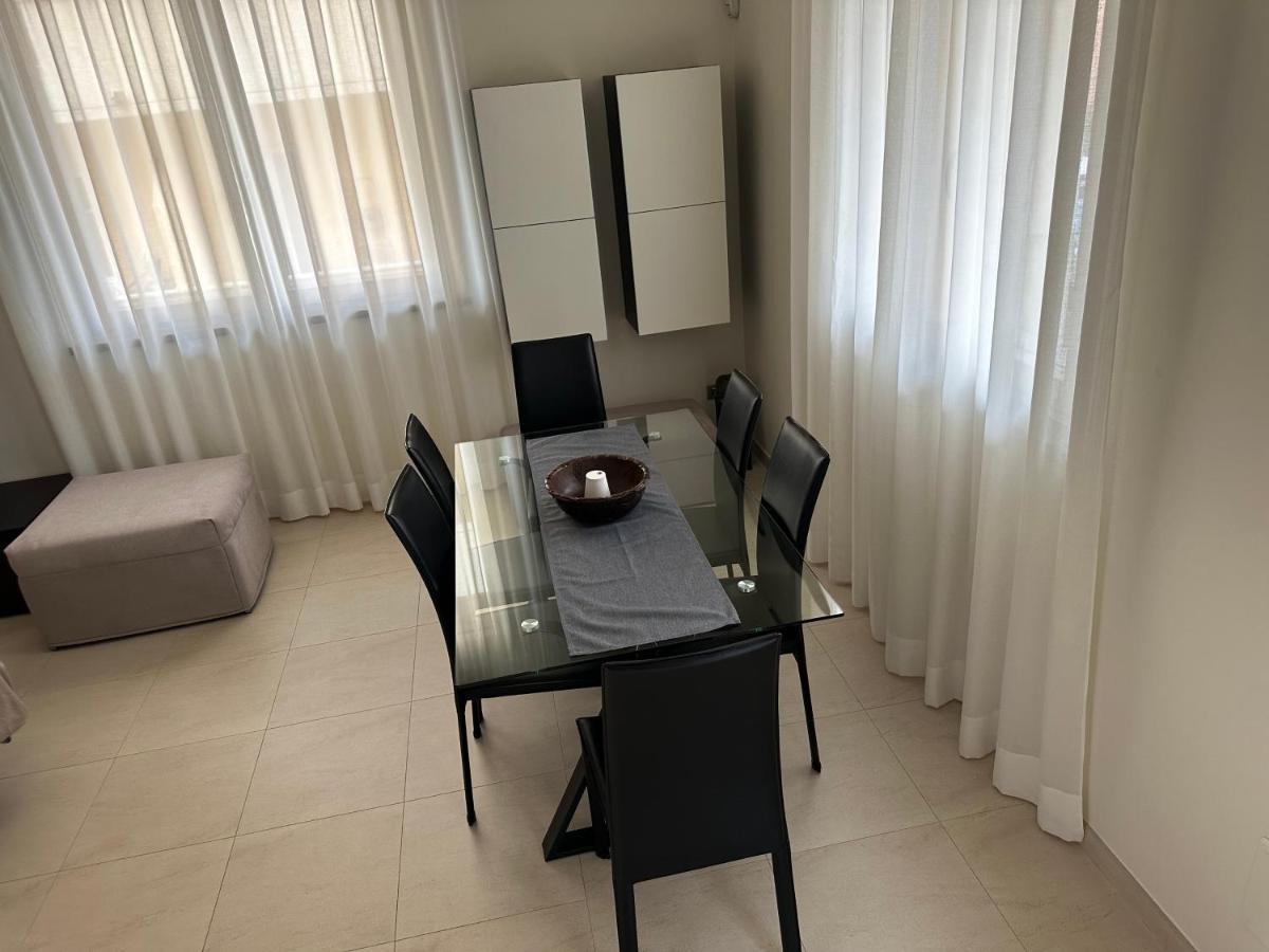 Casavale Elegante Residenza 108 Mq Max 7 Persone Lägenhet Piacenza Exteriör bild