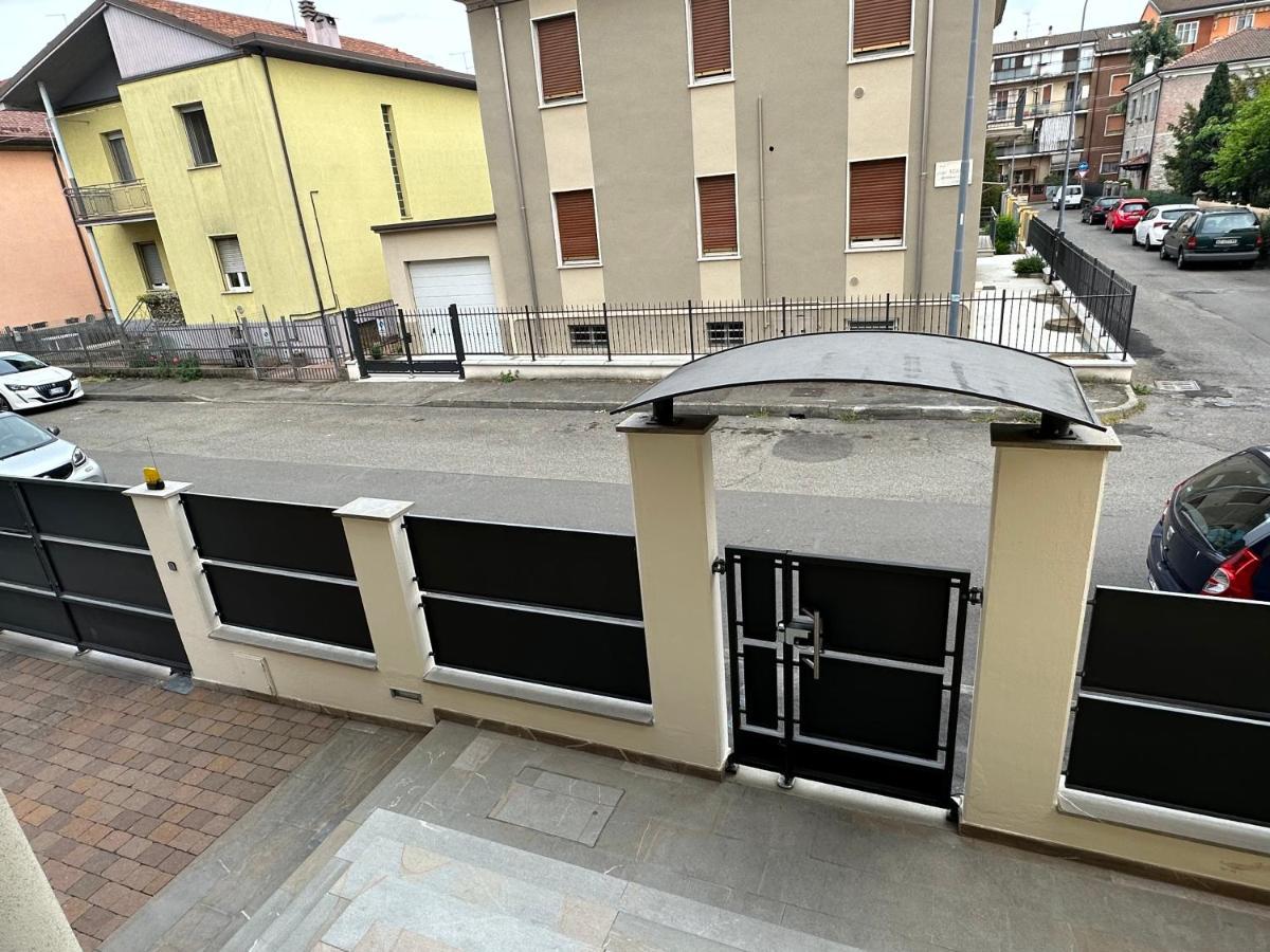 Casavale Elegante Residenza 108 Mq Max 7 Persone Lägenhet Piacenza Exteriör bild
