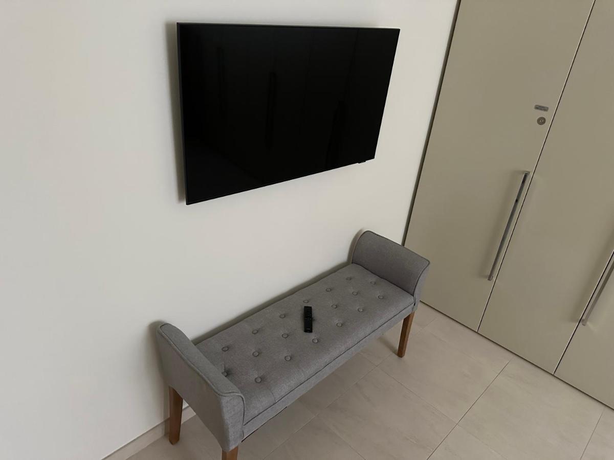 Casavale Elegante Residenza 108 Mq Max 7 Persone Lägenhet Piacenza Exteriör bild