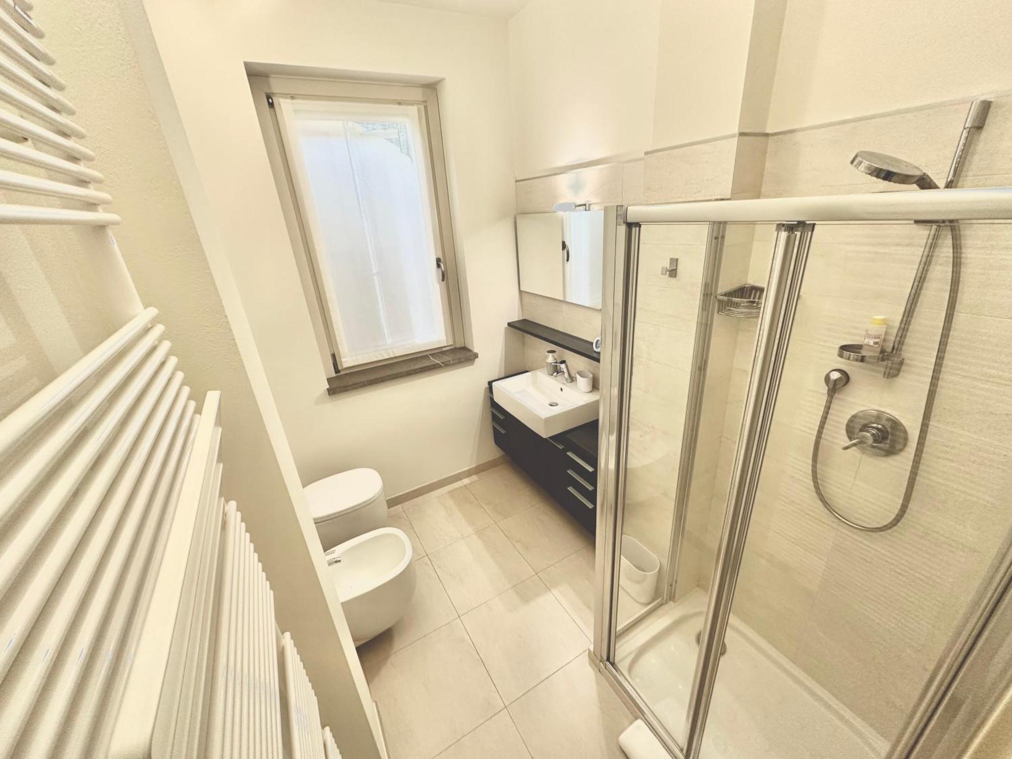 Casavale Elegante Residenza 108 Mq Max 7 Persone Lägenhet Piacenza Exteriör bild